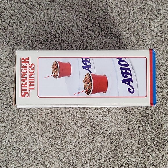 Stranger Things Scoops Ahoy Hats "Beverage Boats" - Picture 5 of 5